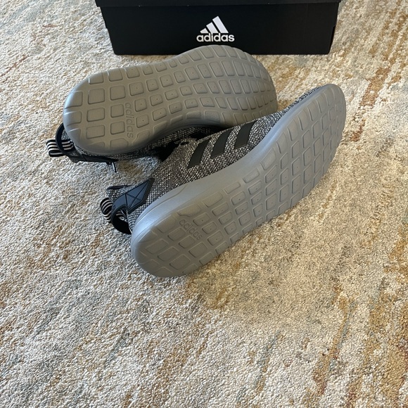New Adidas Grey Knit Sneakers Mens - Picture 6 of 8